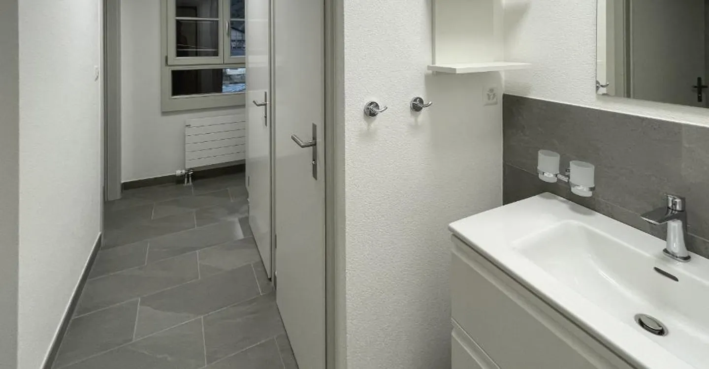 5.5-room apartment renovated - Photo 7 of 7