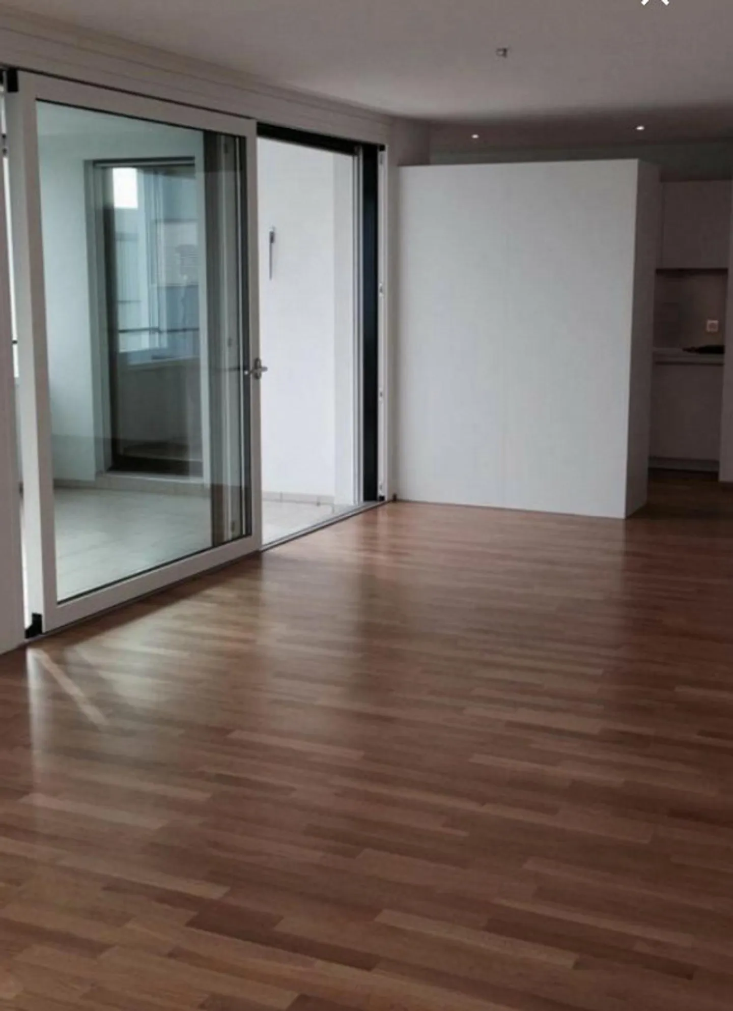 Successeur recherché pour appartement de 4 1/2 pièces - Photo 1 sur 6