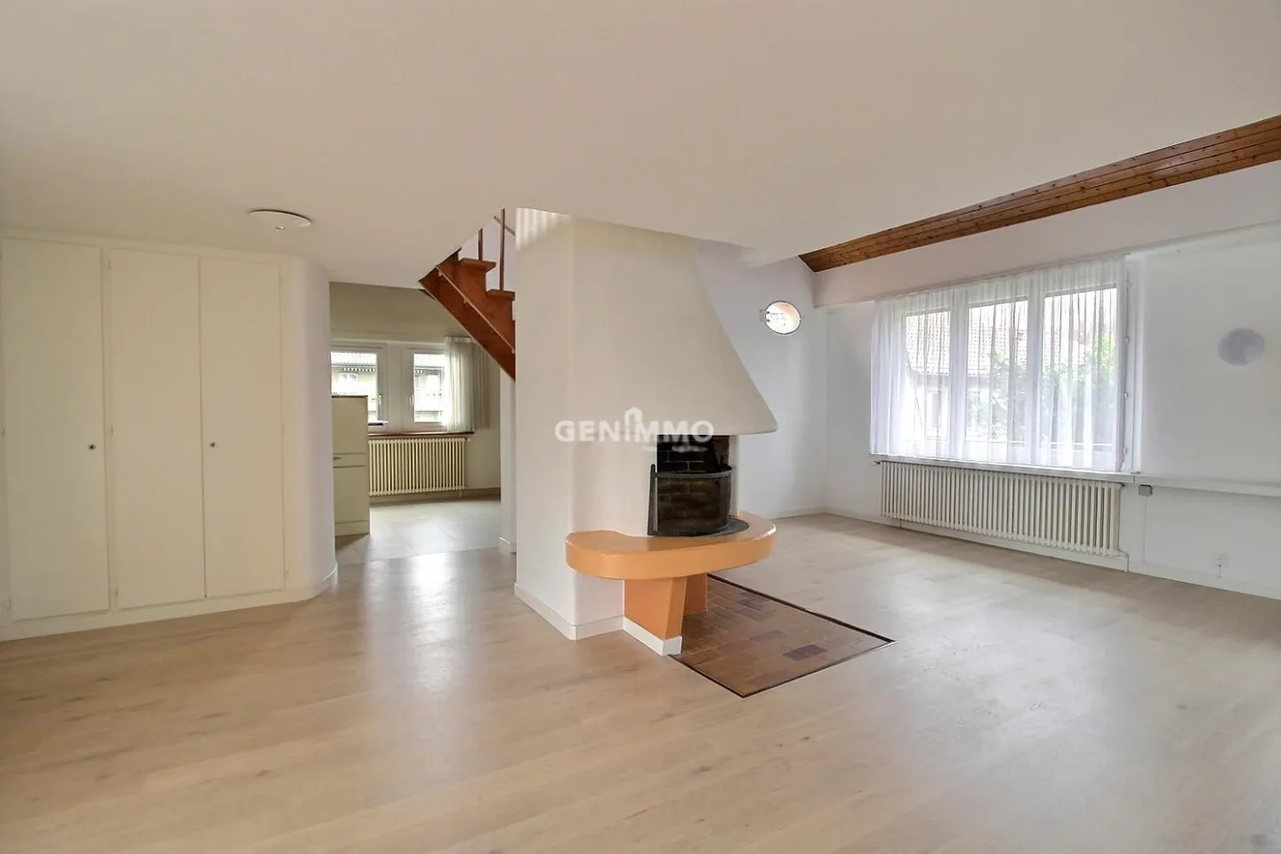 Duplex 6.5 Zimmer - Foto 1 von 3
