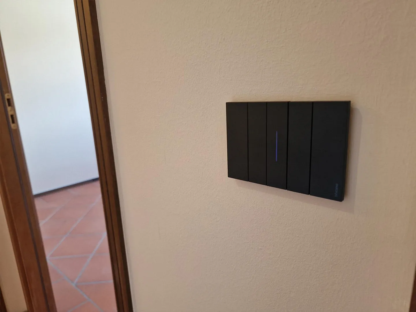 Attic Dream in Paradiso: New 3.5-Room Apartment with Panoramic View - Photo 29 of 30