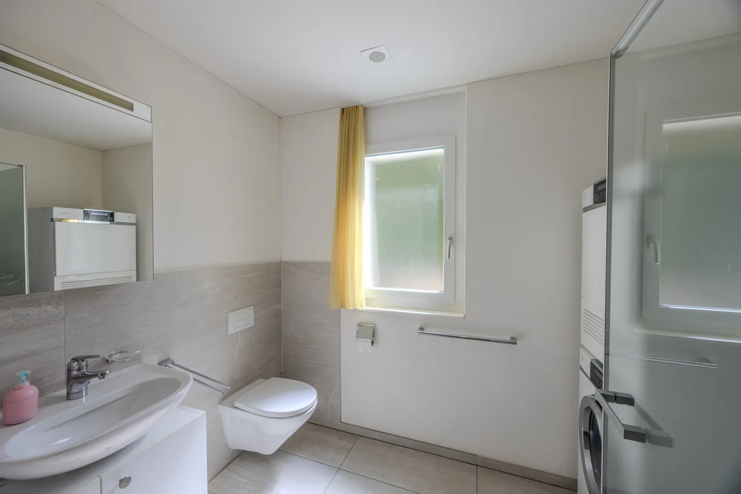Modern and Comfortable Home - with «bonacasa» Offer - Photo 4 of 8