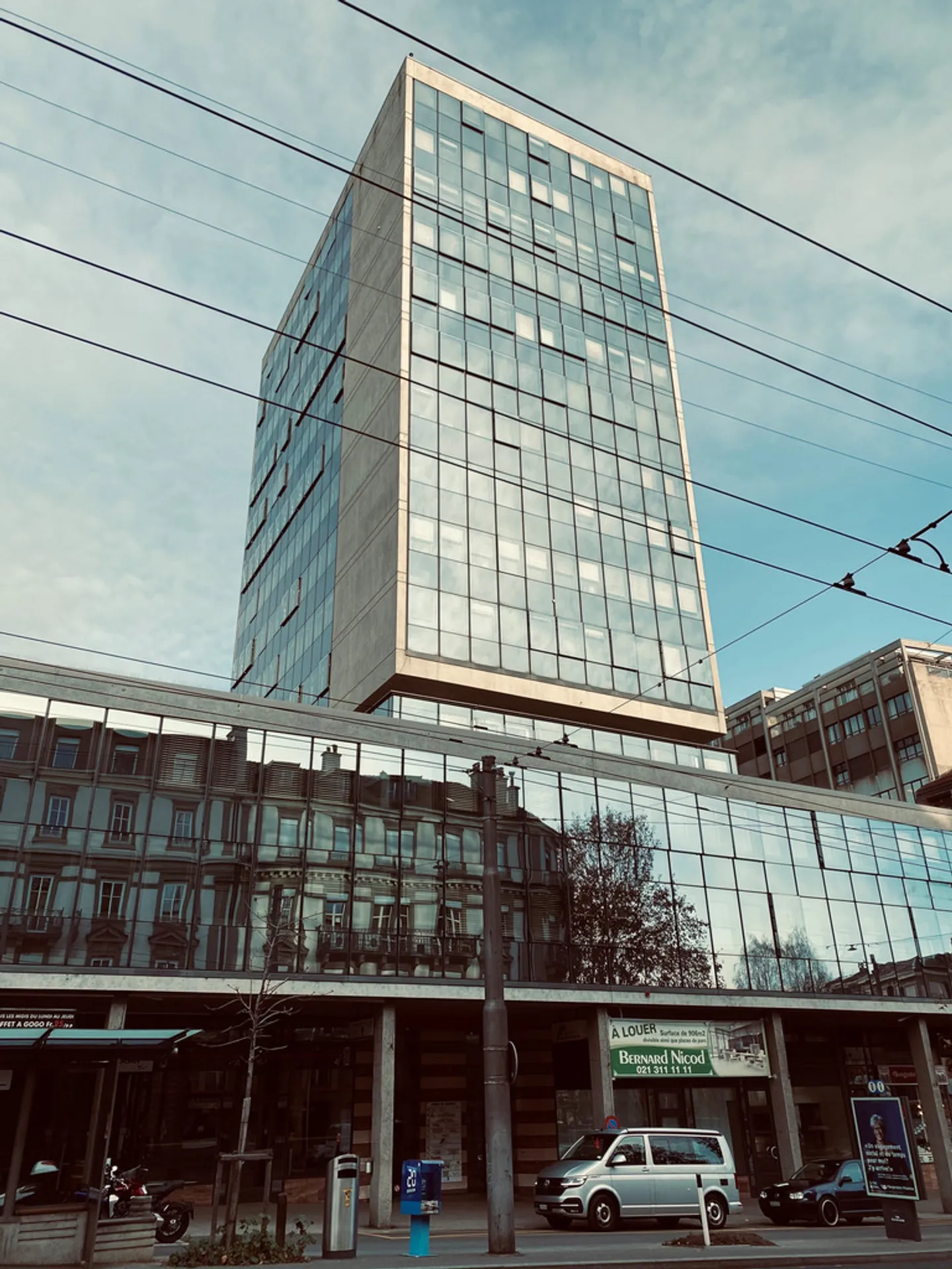 Parking space for rent in downtown Lausanne - Photo 1 of 1