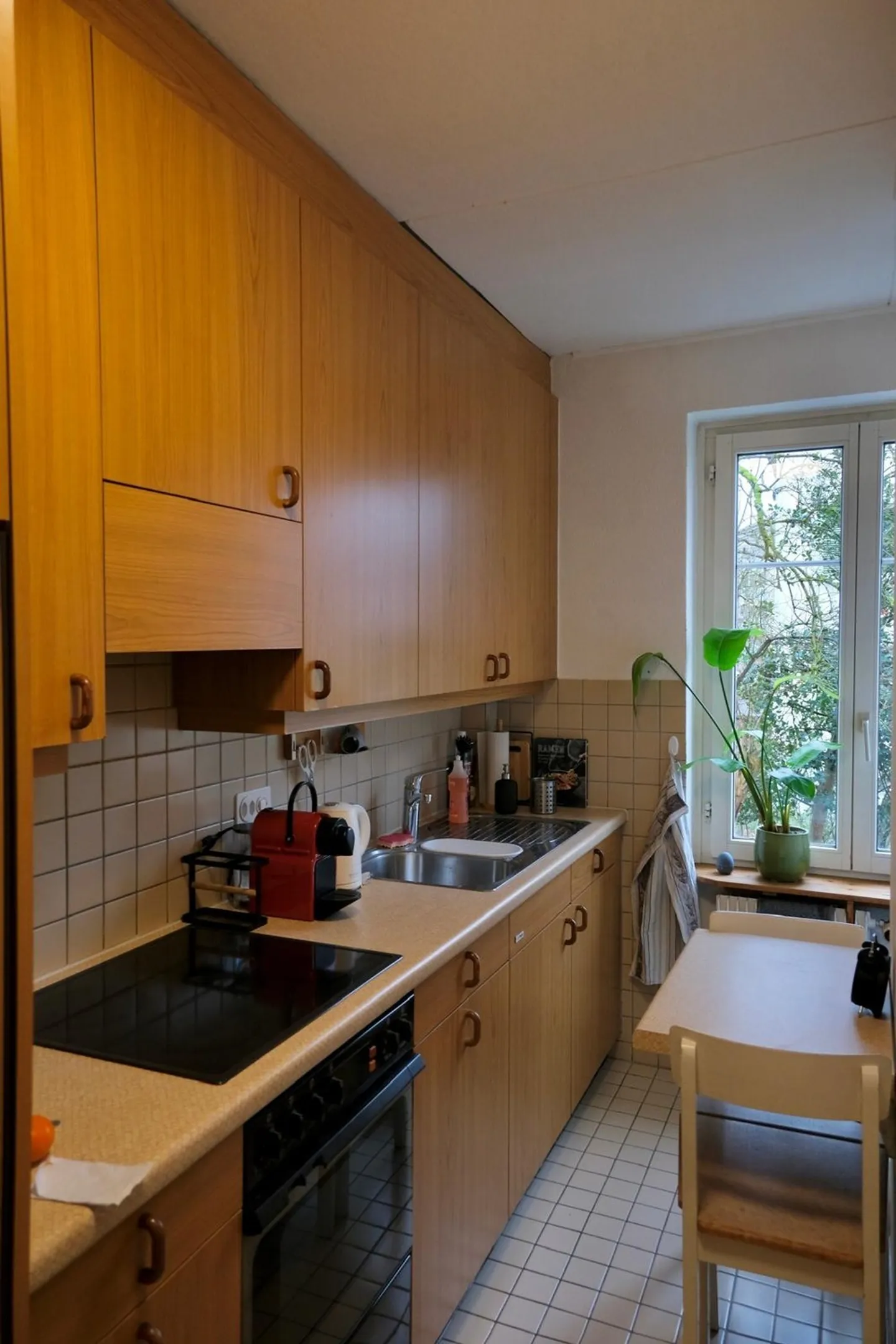 Appartement 2.5 pièces entièrement meublé à sous-louer - Photo 2 sur 6