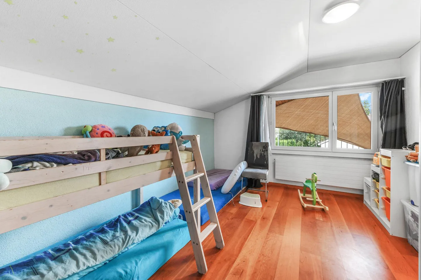 Casa unifamiliare con giardino e tanto spazio per tutta la famiglia! - Foto 9 di 10