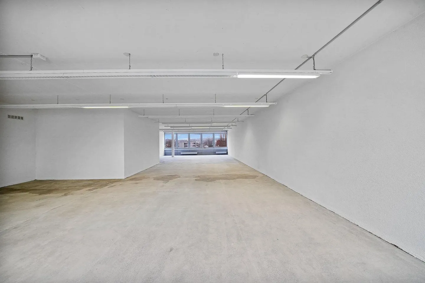 Spazio ufficio in affitto - Foto 6 di 13