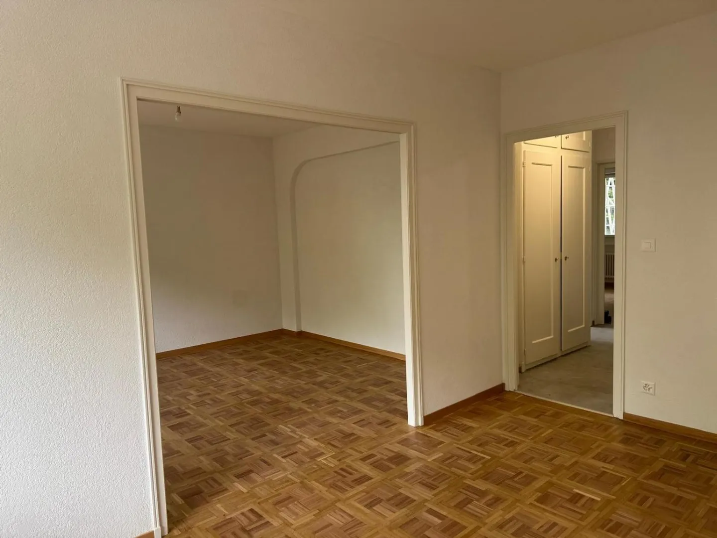 Charmant Appartement Rénové - Photo 3 sur 7