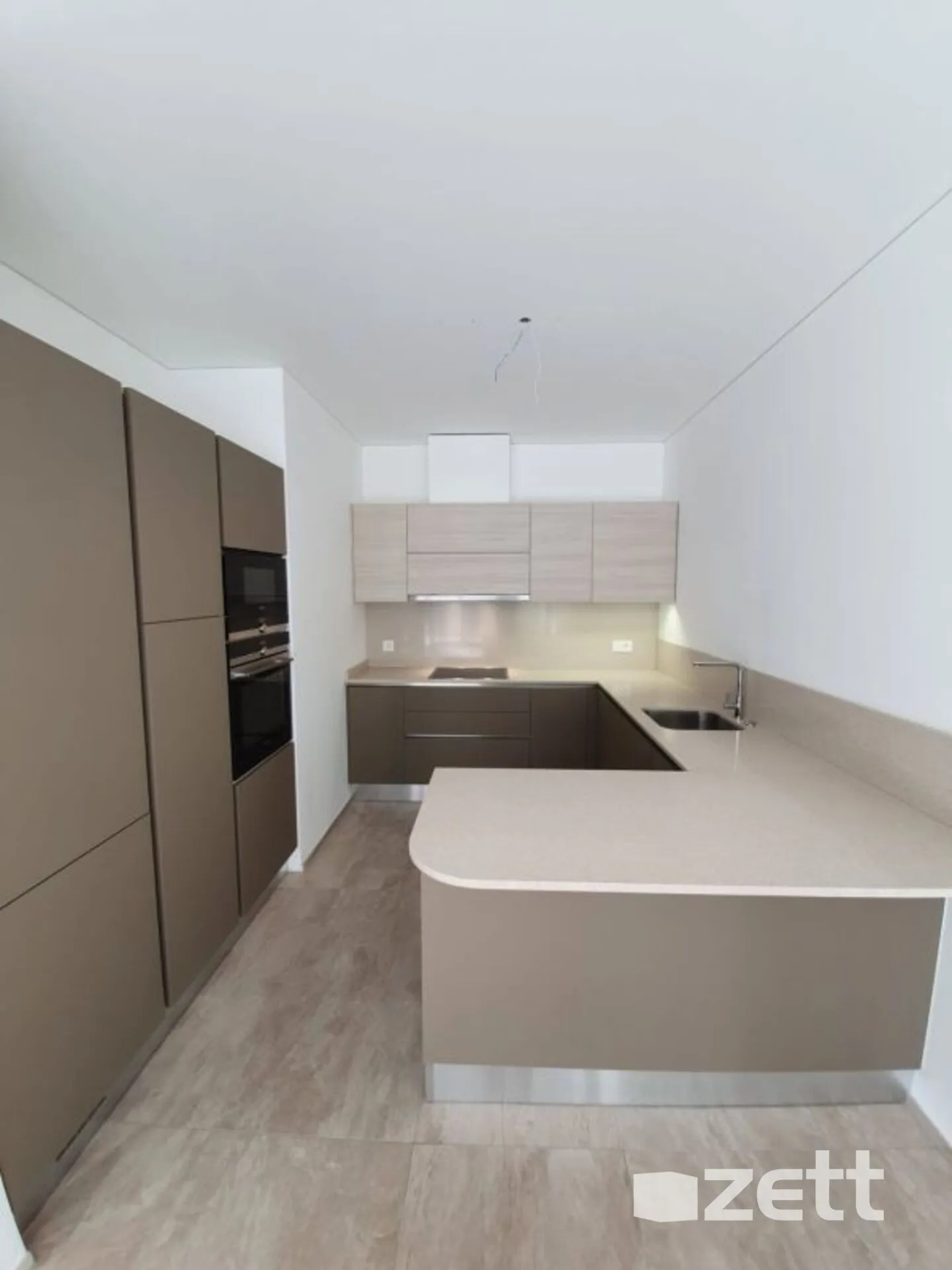 Lugano - Agorà Residence - 2.5 Room Apartment 4th Floor - Photo 3 of 13