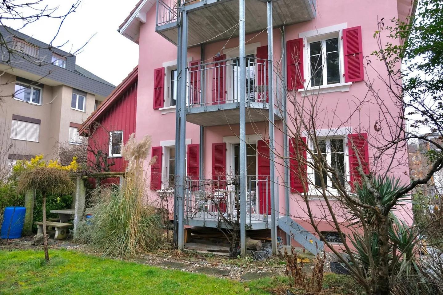 Appartement 2.5 pièces entièrement meublé à sous-louer - Photo 6 sur 6