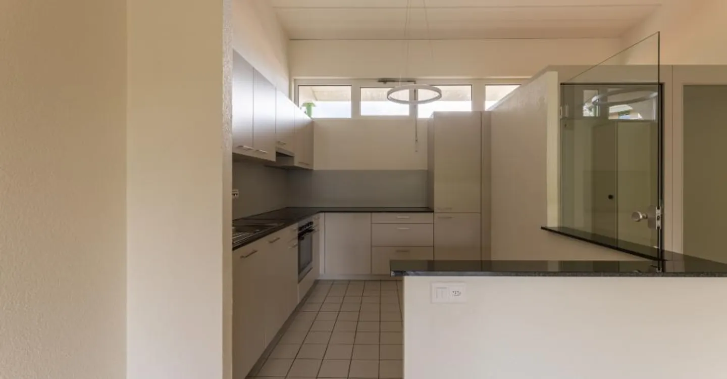4.5-room duplex apartment on the 4th/5th floor - Photo 2 of 8