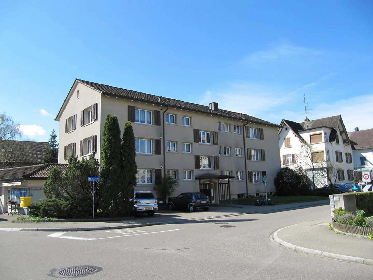 Geräumige Wohnung - Foto 1 von 12