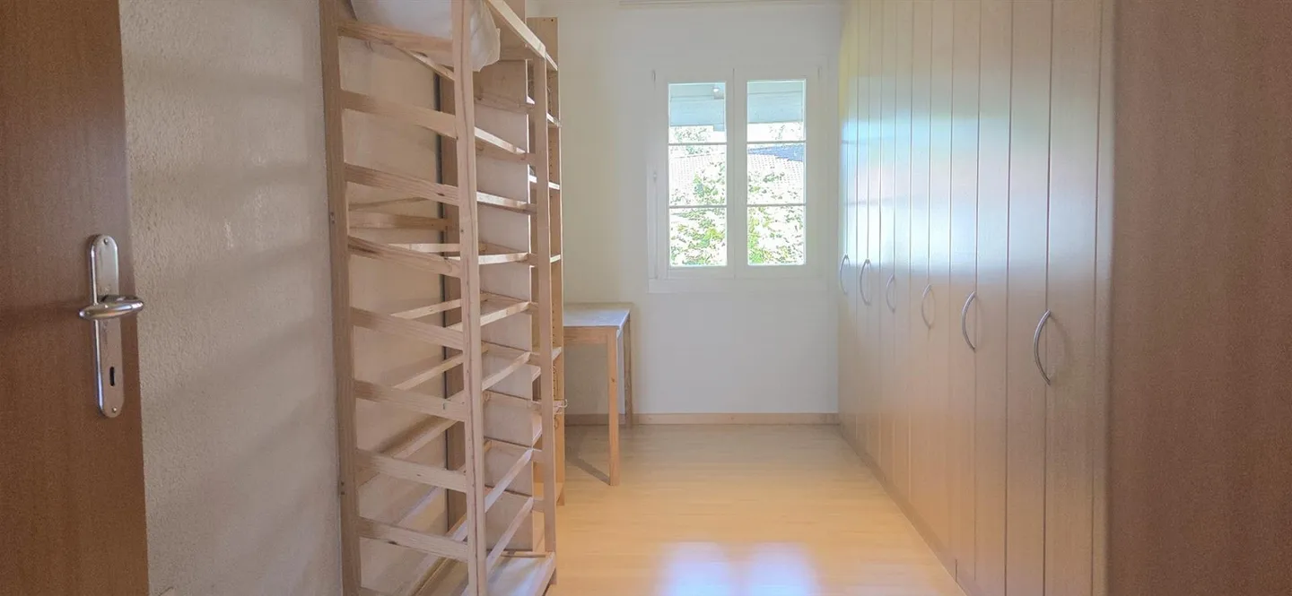 Geräumige Wohnung mit Balkon - Foto 8 von 18