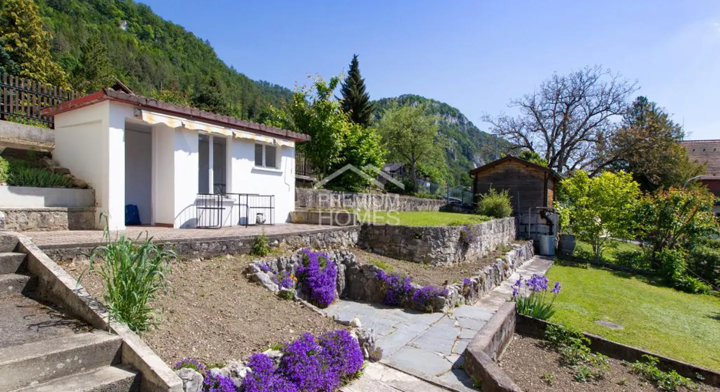 Charmantes Einfamilienhaus mit Garten - Foto 1 von 5