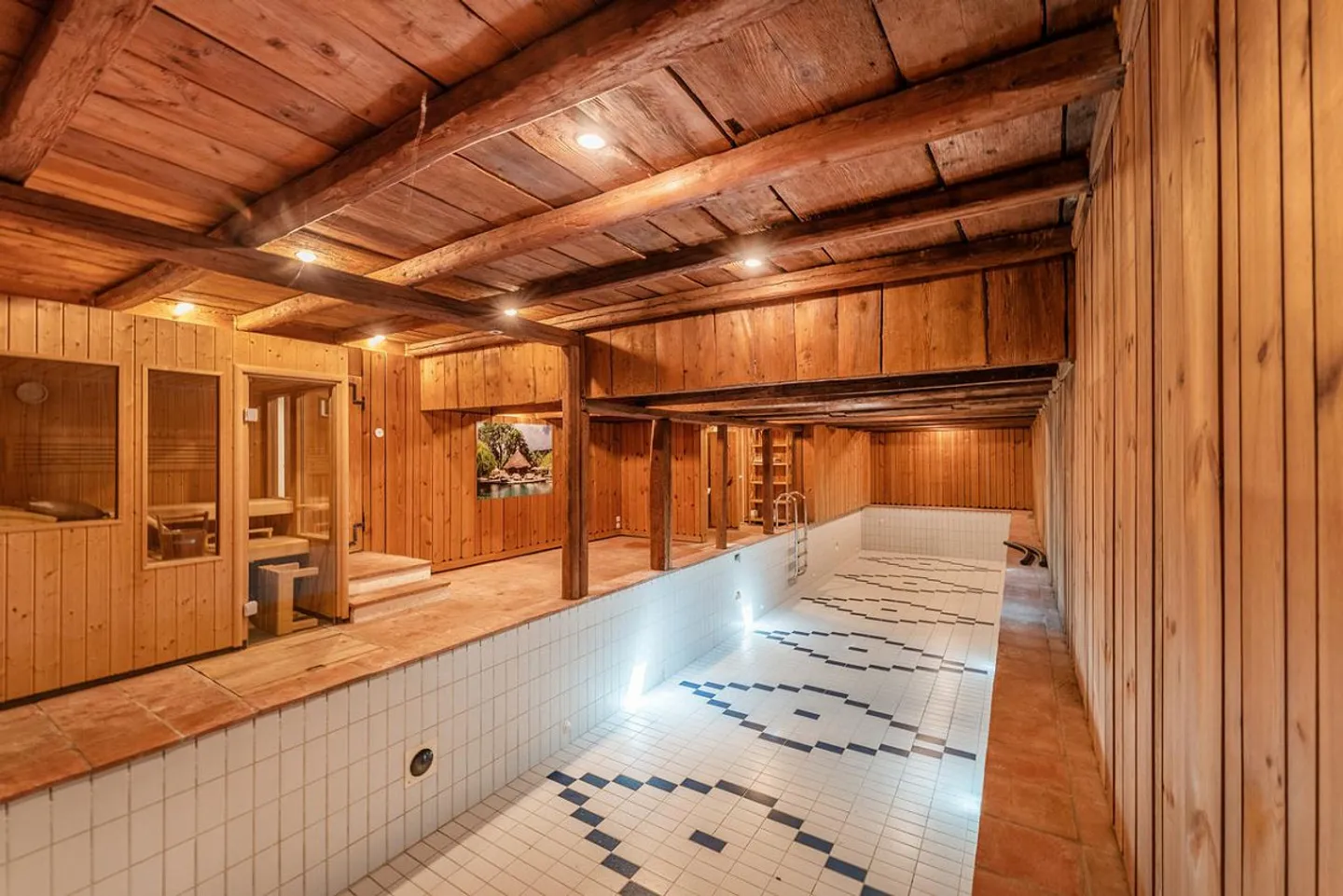 Alt & neu perfekt vereint - einzigartiges Familiendomizil - Foto 12 von 14