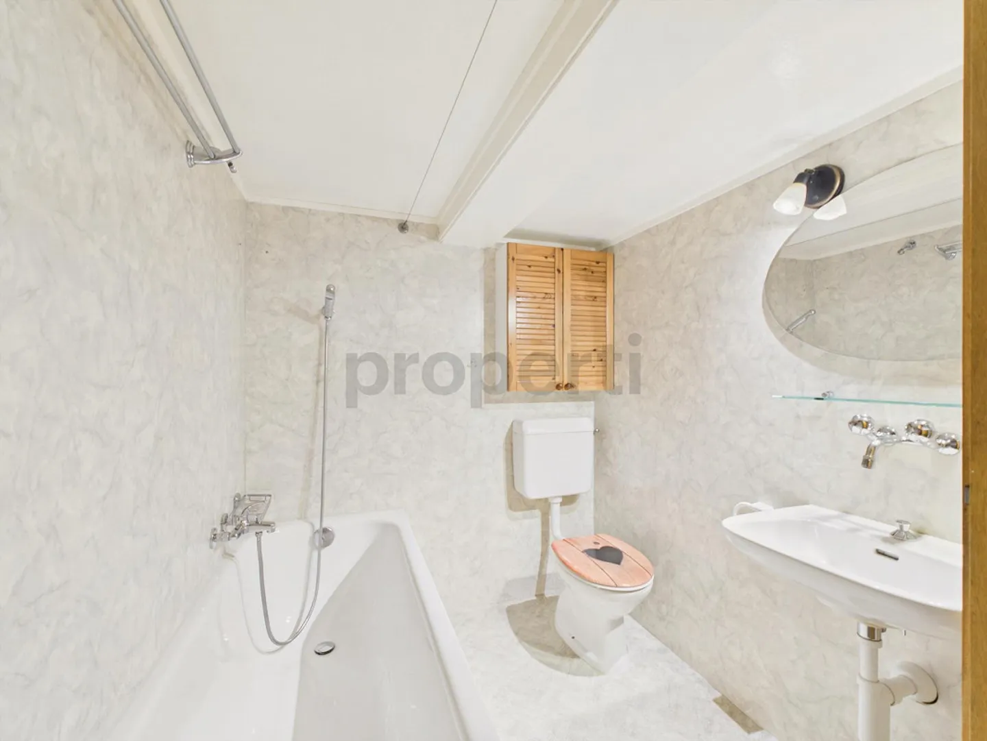 Charmante appartement 3,5 pièces dans une ferme au-dessus de la mer de brouillard - Photo 8 sur 13