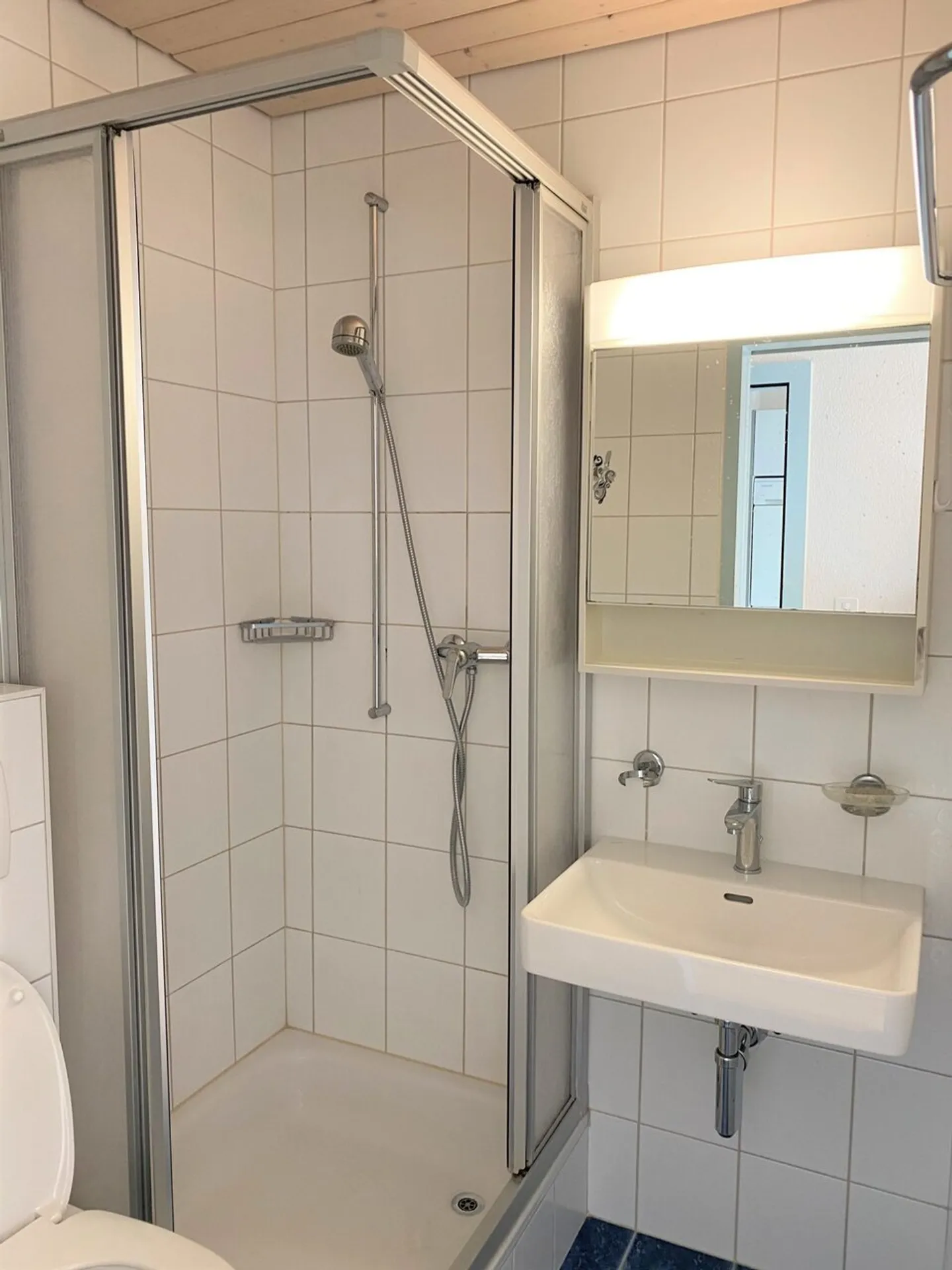 1.0 room apartment on the ground floor - Photo 2 of 3