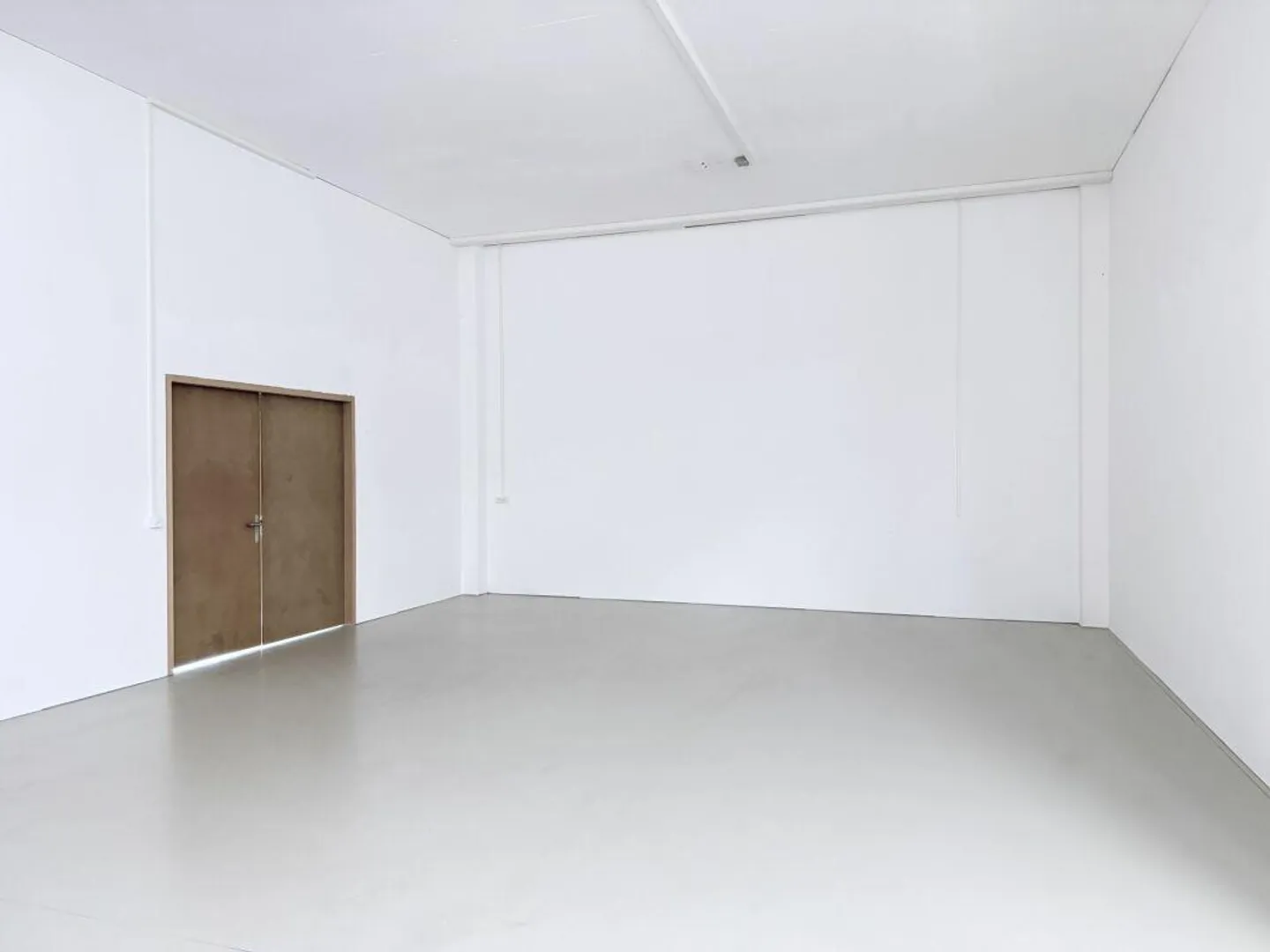 Brilliant commercial space with access ramp - Photo 15 of 18