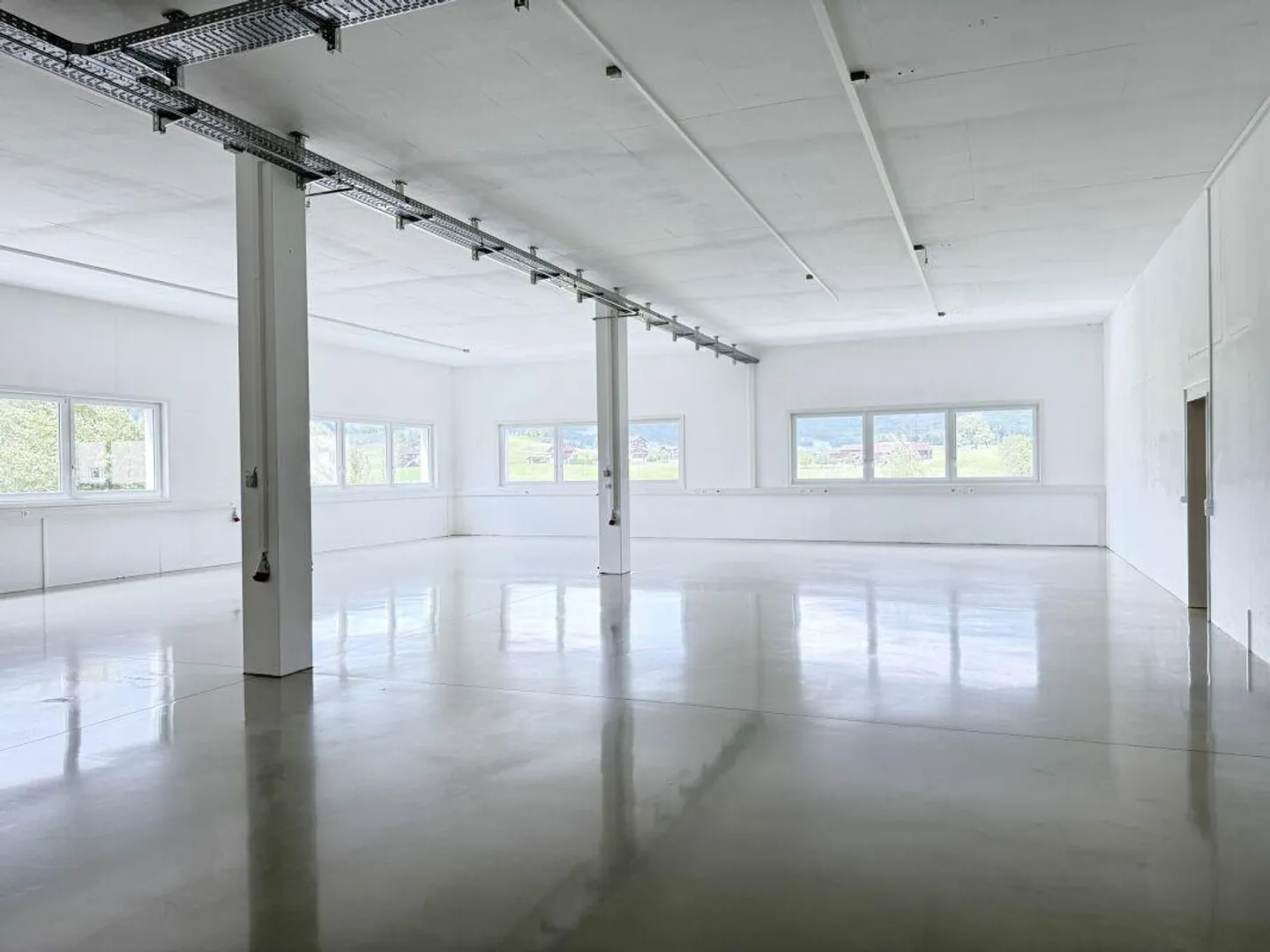 Brilliant commercial space with access ramp - Photo 16 of 18