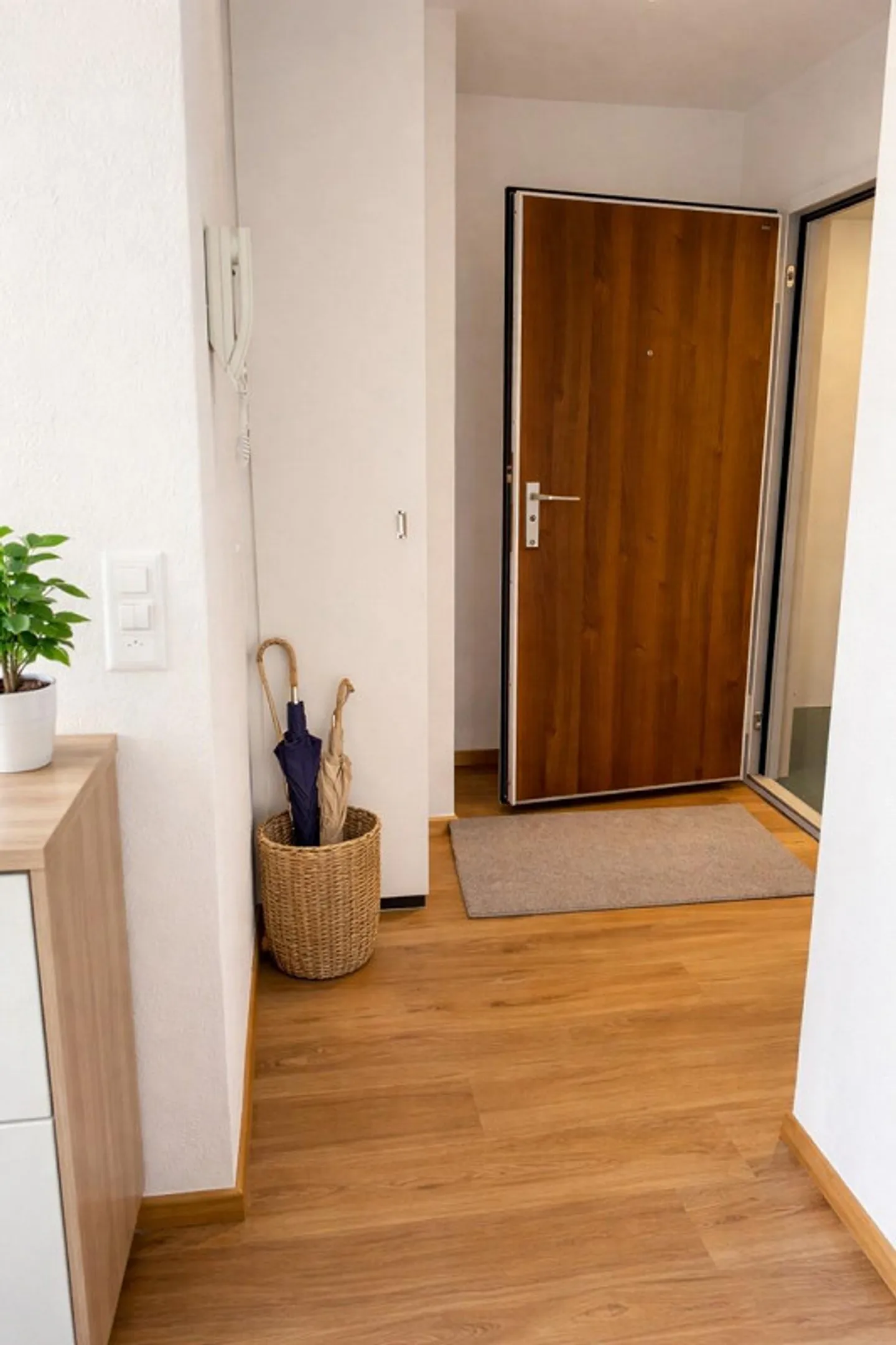 Accogliente appartamento di 3,5 stanze con vista panoramica a Wabern - Foto 5 di 17