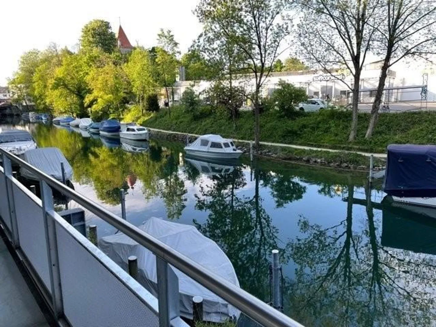 Loft Wohnung am Zihlkanal - Foto 1 von 9
