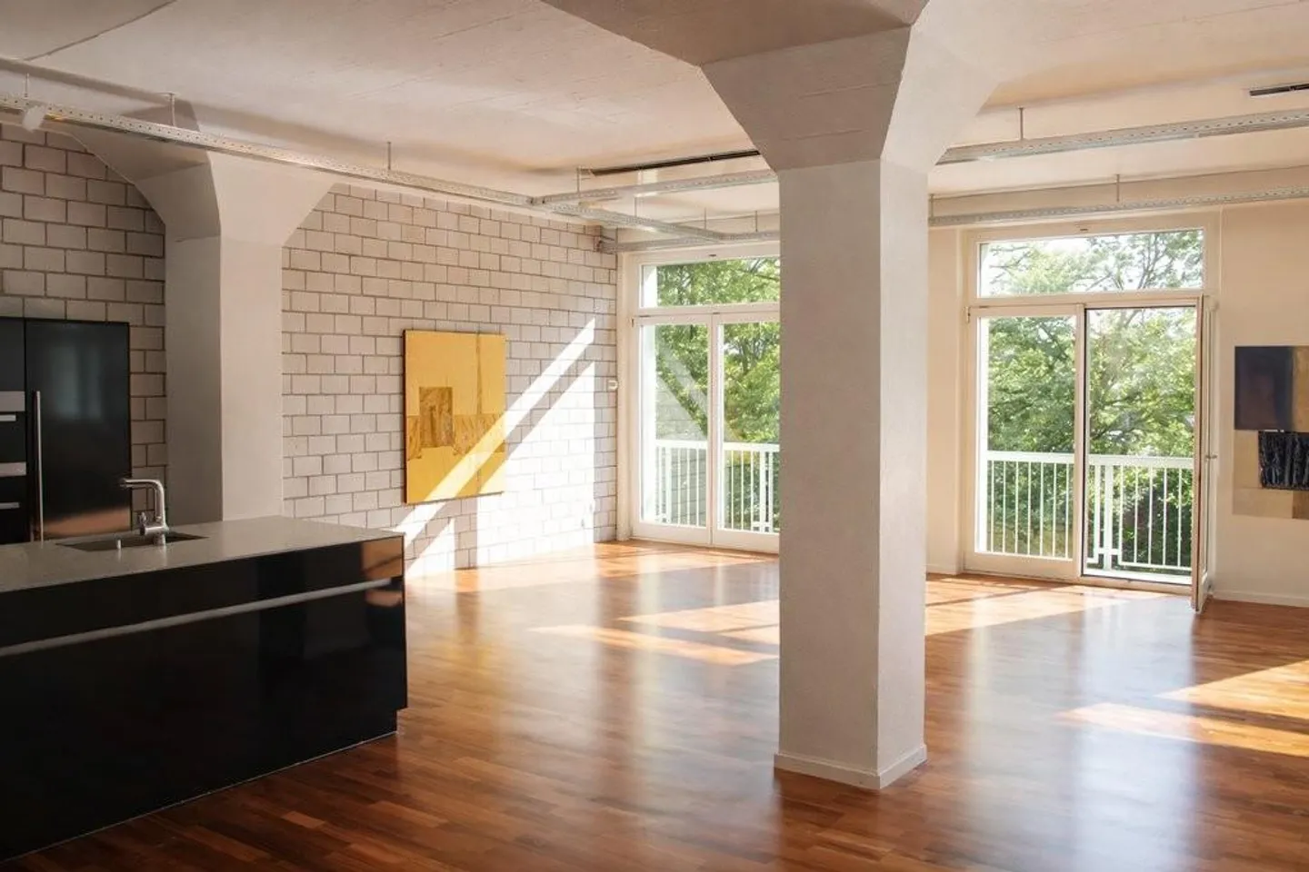 Loft Wohnung am Zihlkanal - Foto 3 von 9