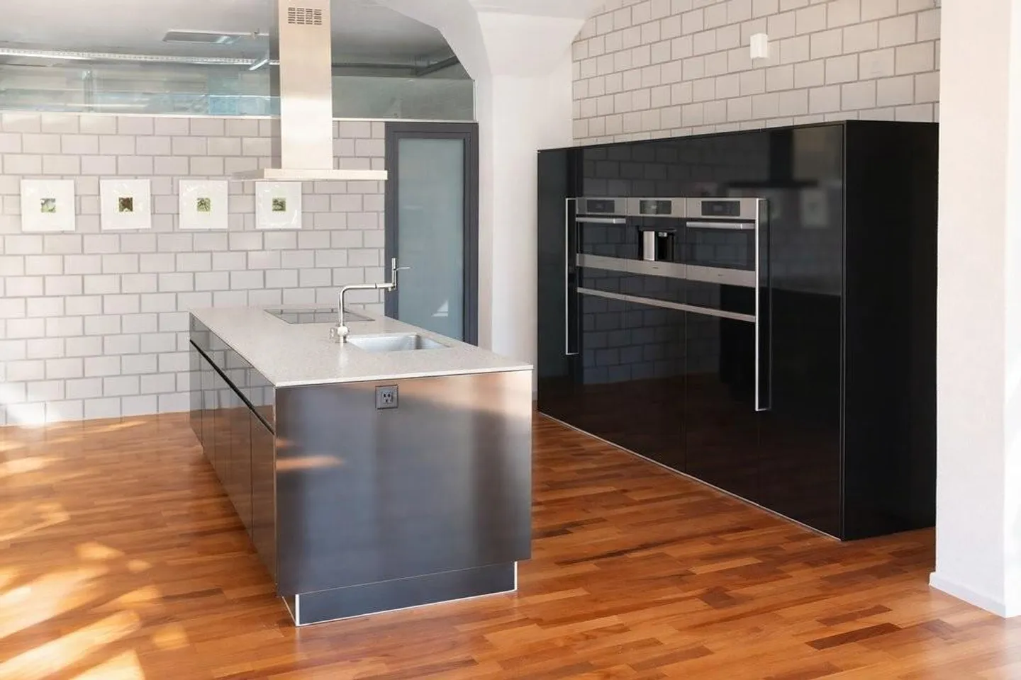 Loft Wohnung am Zihlkanal - Foto 4 von 9