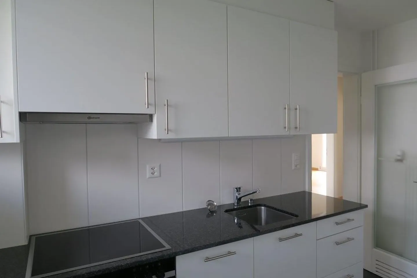 Living with a view of Lake Thun - Photo 2 of 7