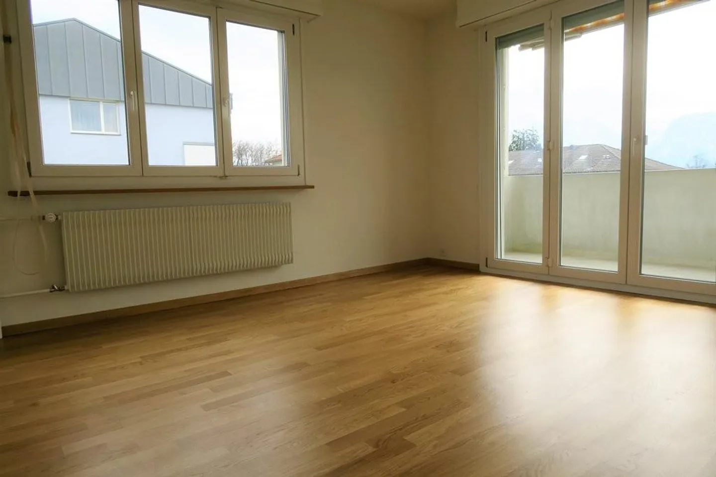 Living with a view of Lake Thun - Photo 4 of 7