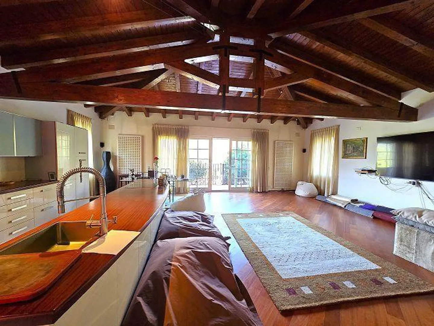 Casa singola in affitto - Foto 5 di 59