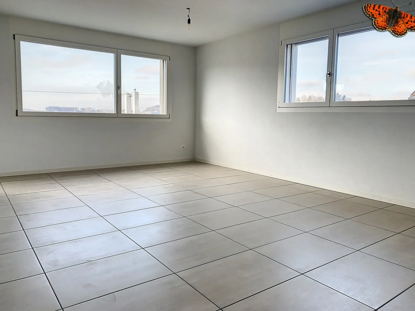 2 ½ ROOMS - Close to all amenities - Photo 4 of 10