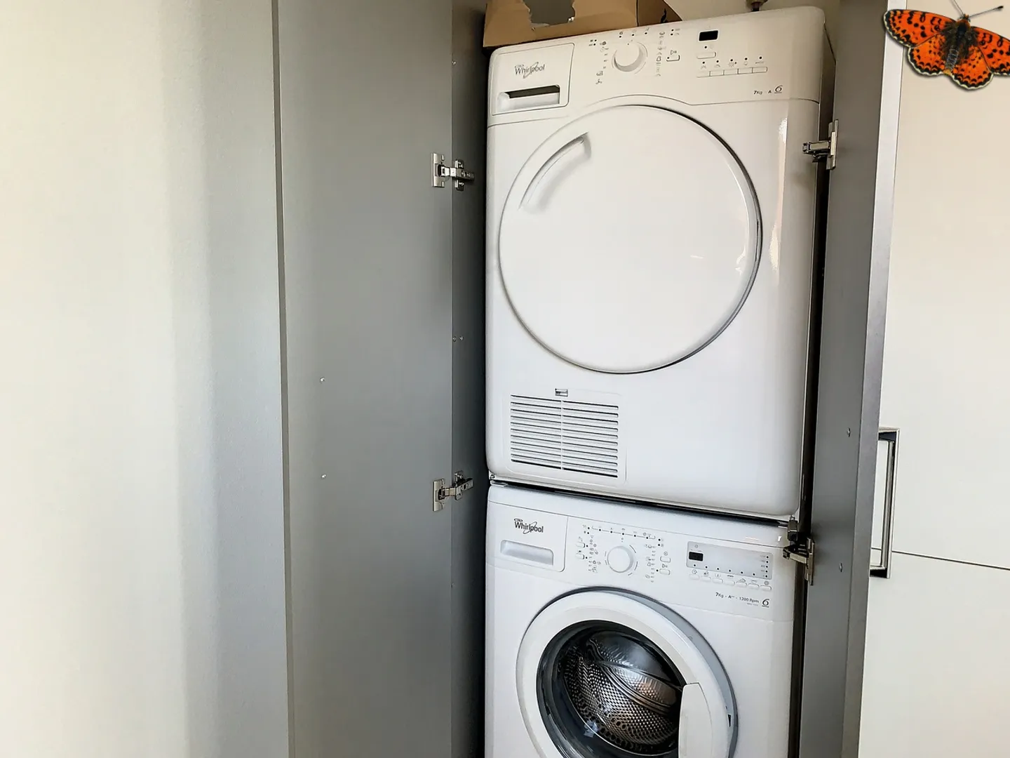 2 ½ ROOMS - Close to all amenities - Photo 8 of 10