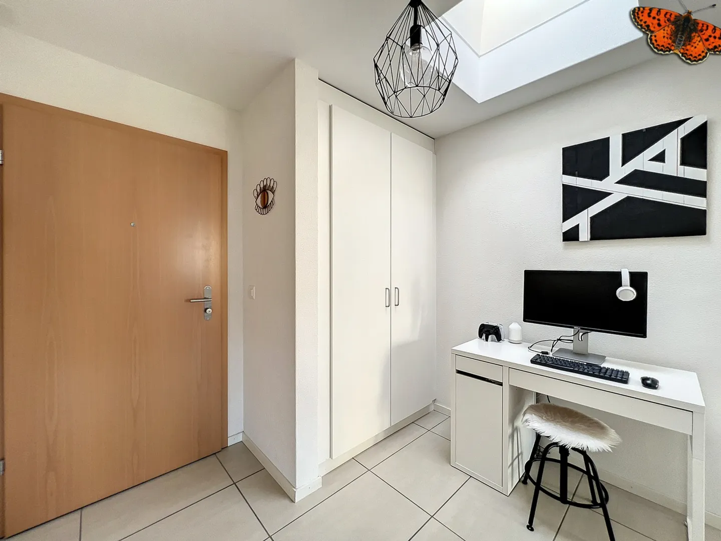 2 ½ ROOMS - Close to all amenities - Photo 9 of 10