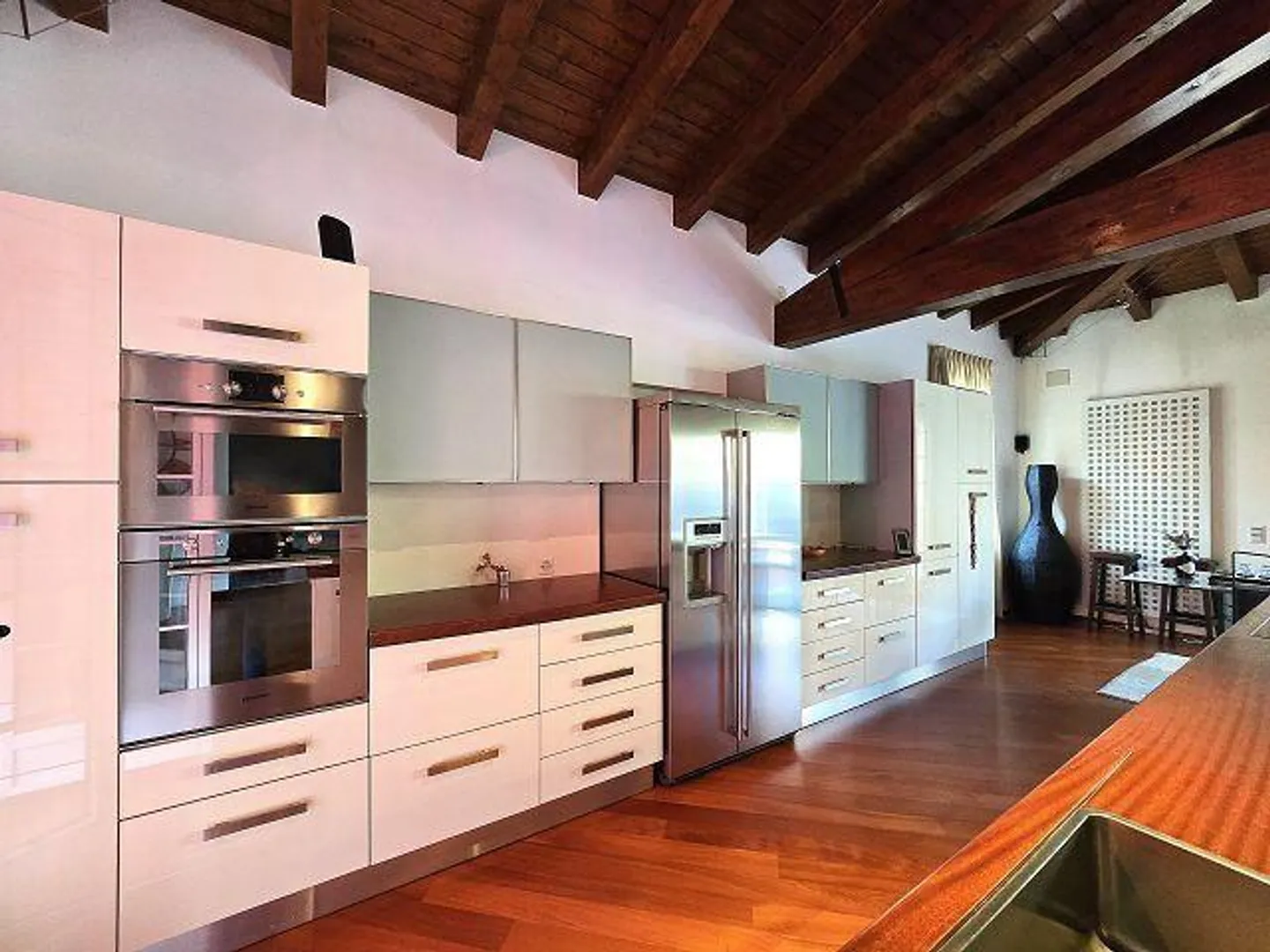 Casa singola in affitto - Foto 8 di 59