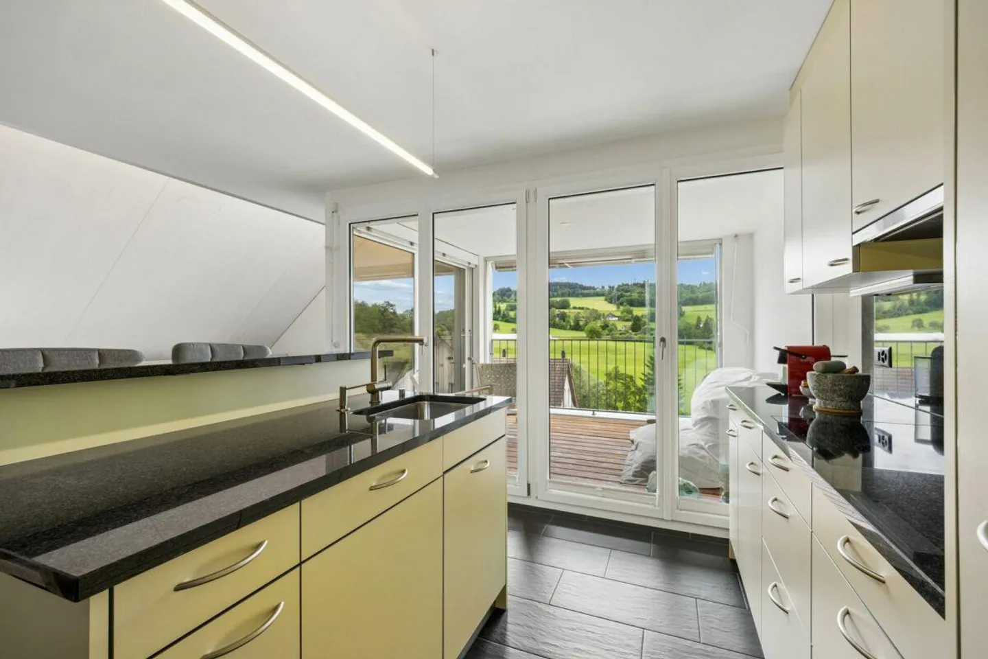 Vivere con tanto spazio e privacy - Foto 4 di 10