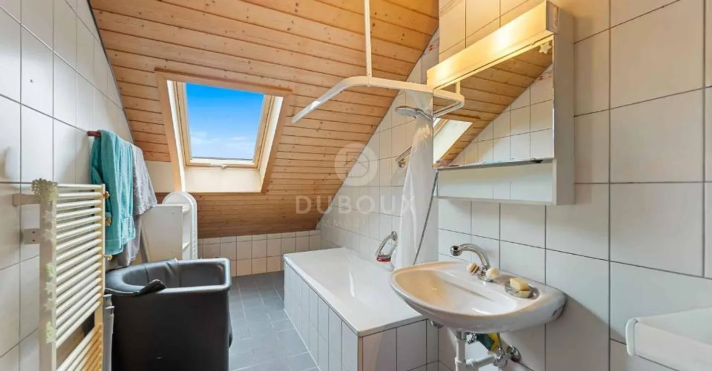 CHARMANTES 3-ZIMMER-DUPLEX MIT GEMÜSEGARTEN - Foto 6 von 8