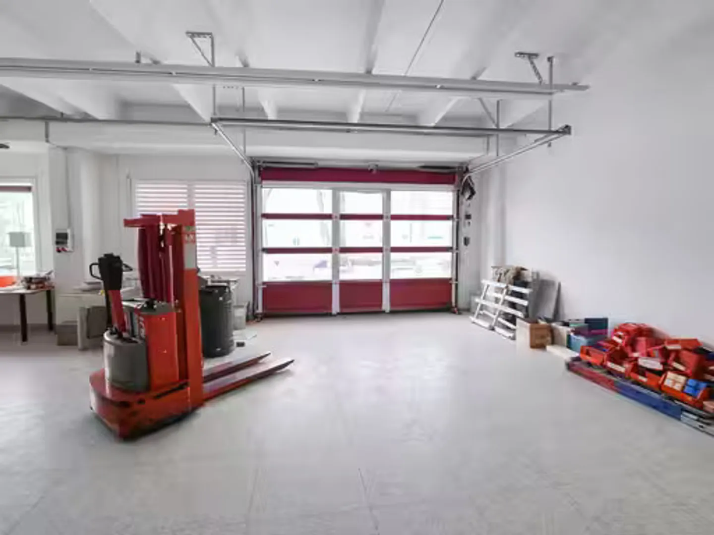 Industrial Warehouse for Rent - Photo 5 of 5