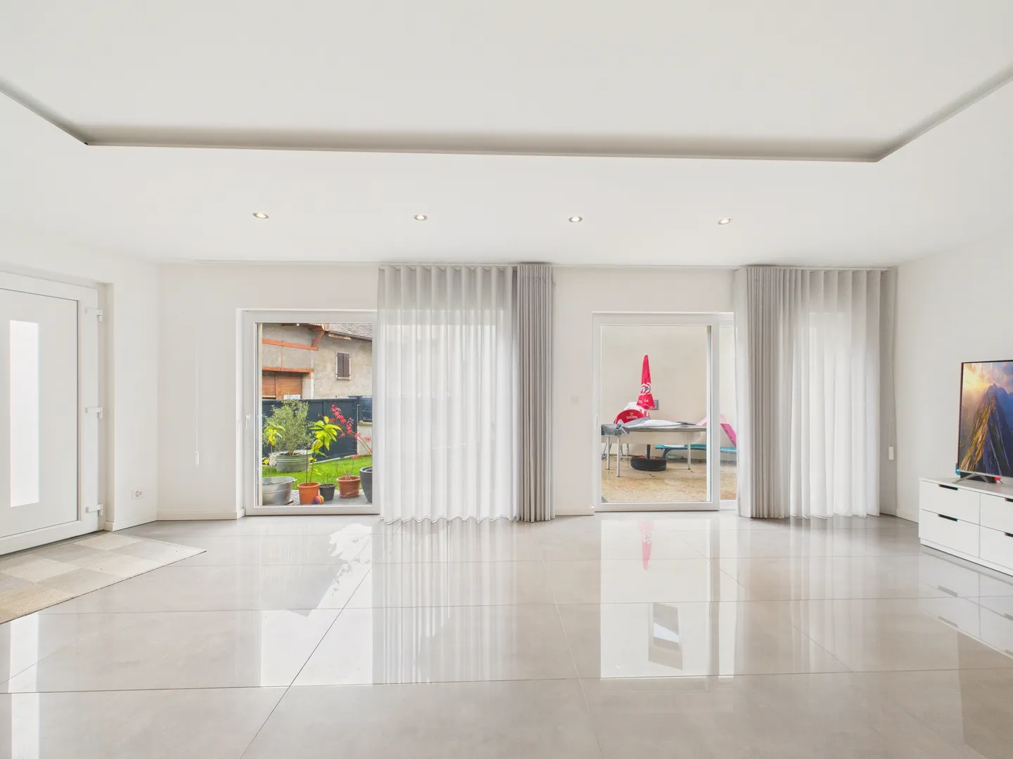 Eleganza, spazio e luce a Bière - La casa familiare moderna per eccellenza - Foto 4 di 13