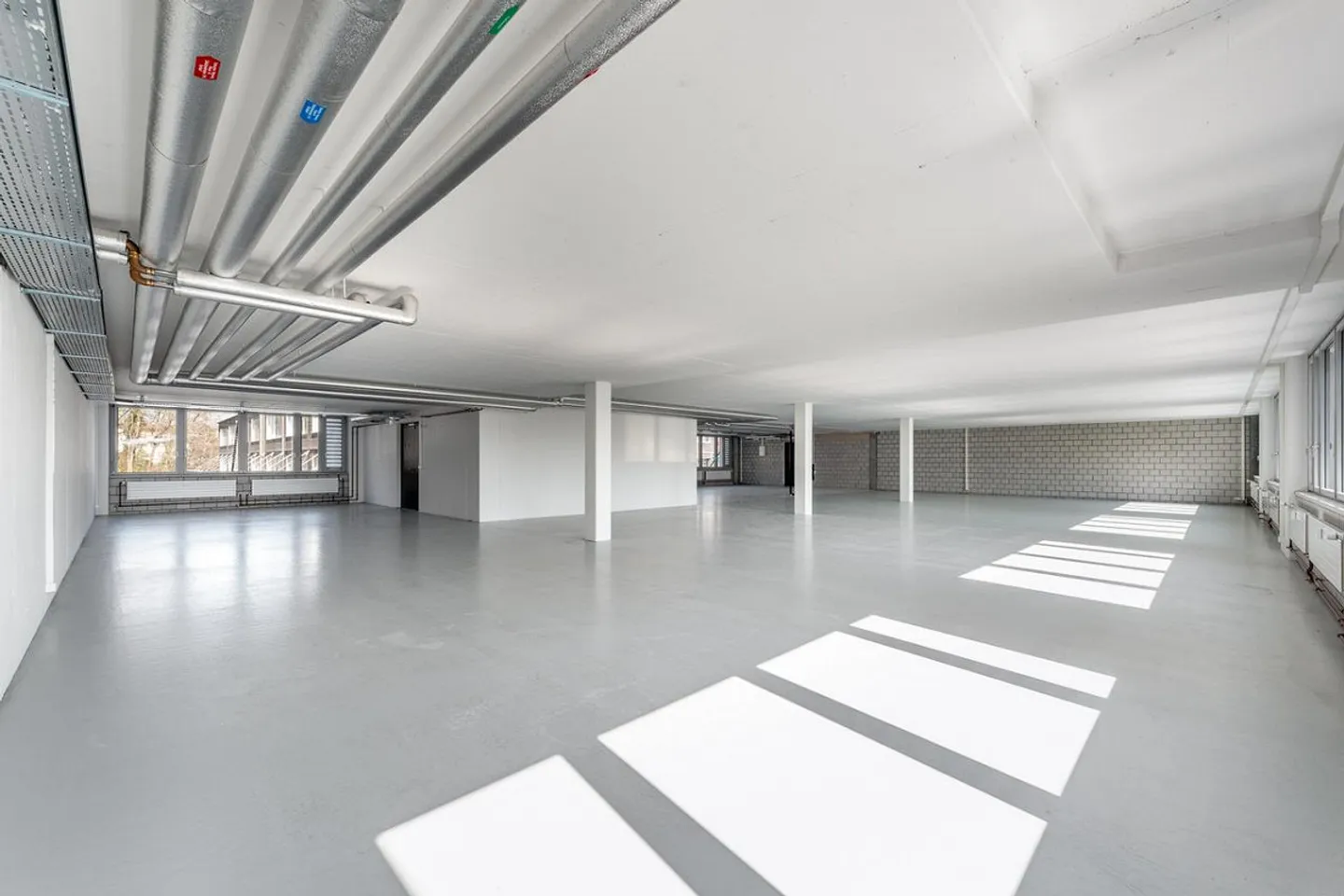 Progetta il tuo spazio commerciale di 402 m² al 1° piano - Foto 8 di 14