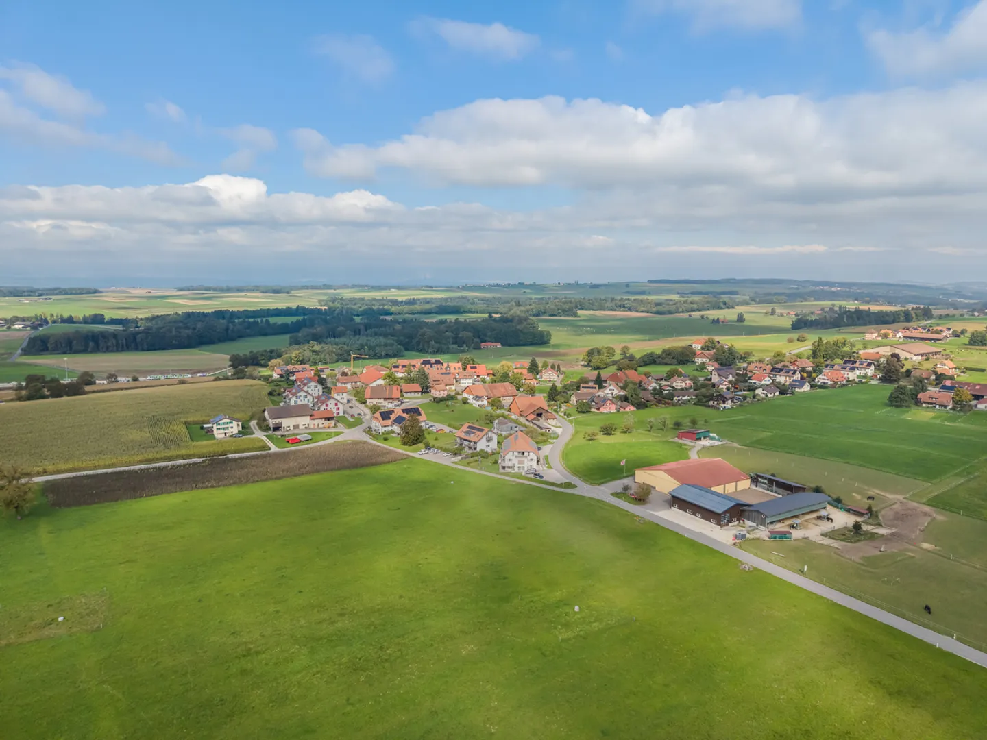 Sugnens, in vendita, appartamento 3.5 locali, attico, 108 m2 con vista - Foto 1 di 12