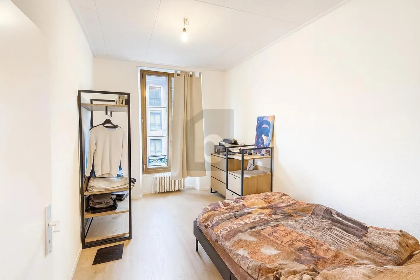 Apartment for rent - Photo 2 of 5