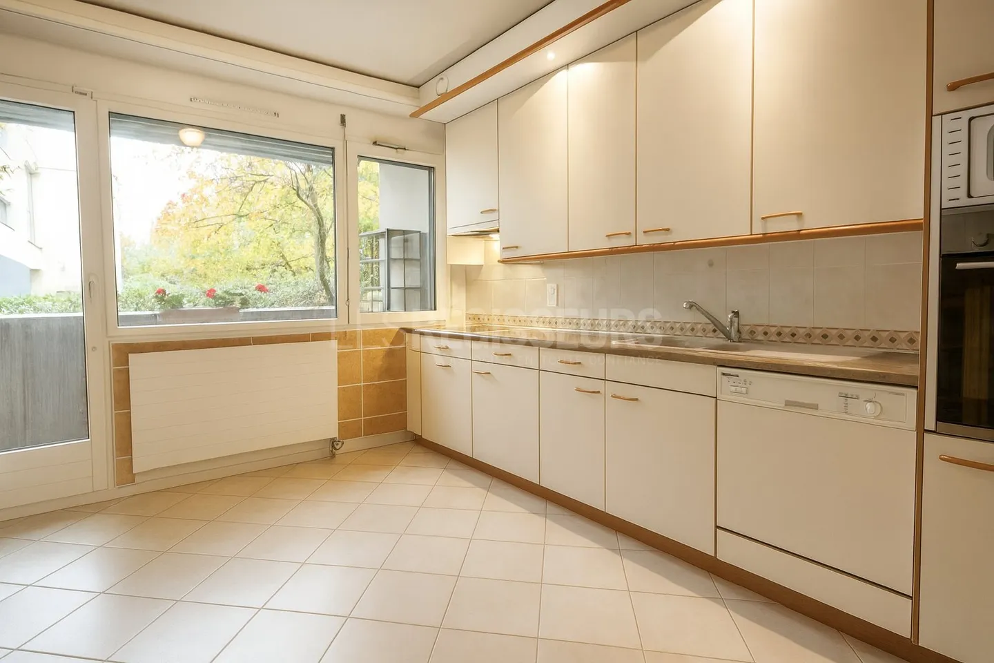 Appartamento in vendita - Foto 6 di 7