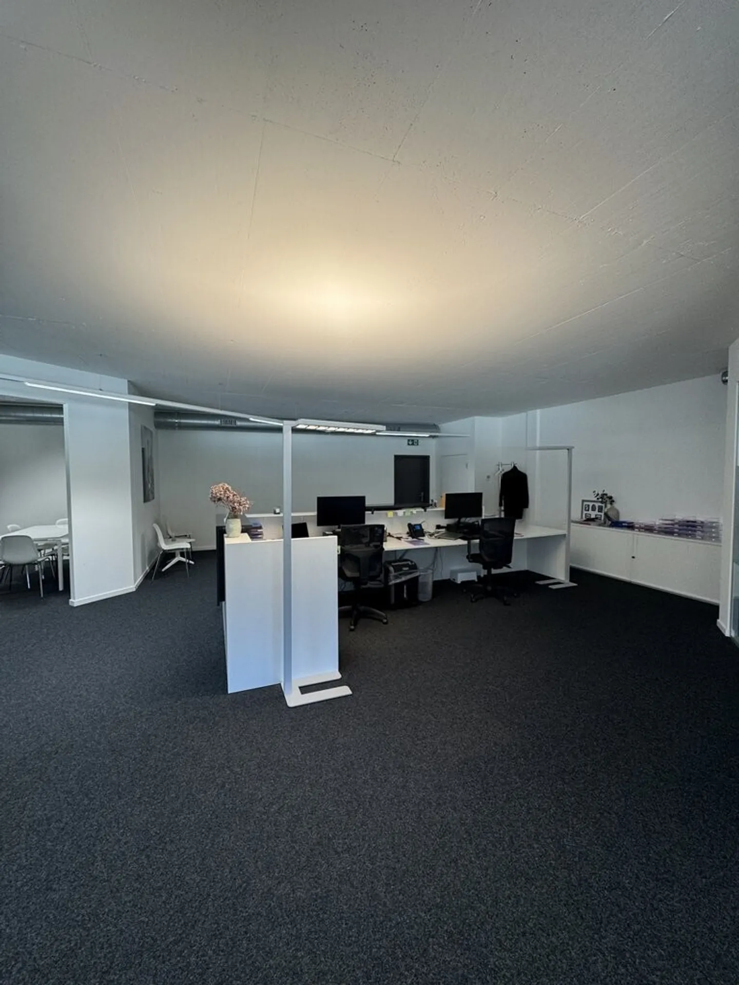 Beautiful commercial space for rent! - Photo 5 of 6