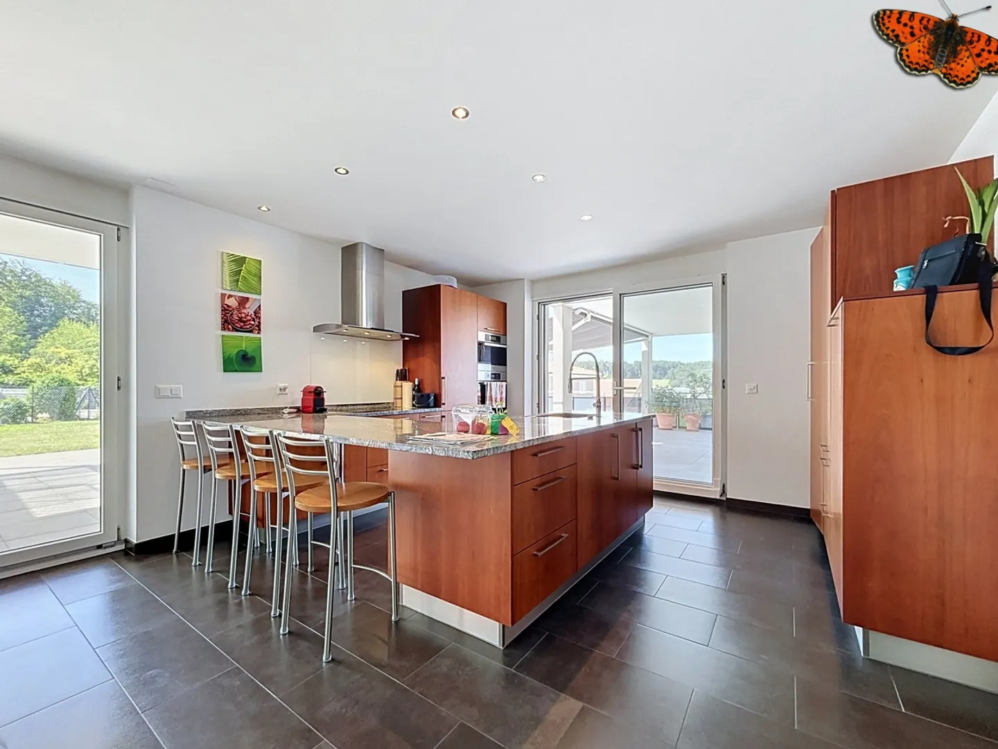 House with two apartments and large plot in Courtepin! - Photo 15 of 27