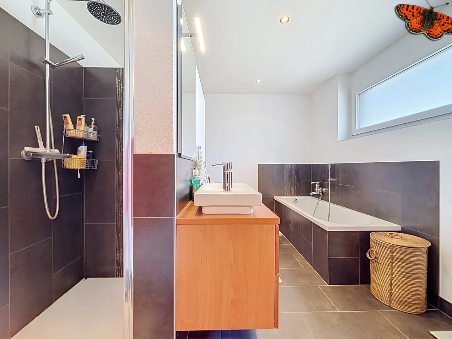 House with two apartments and large plot in Courtepin! - Photo 21 of 27