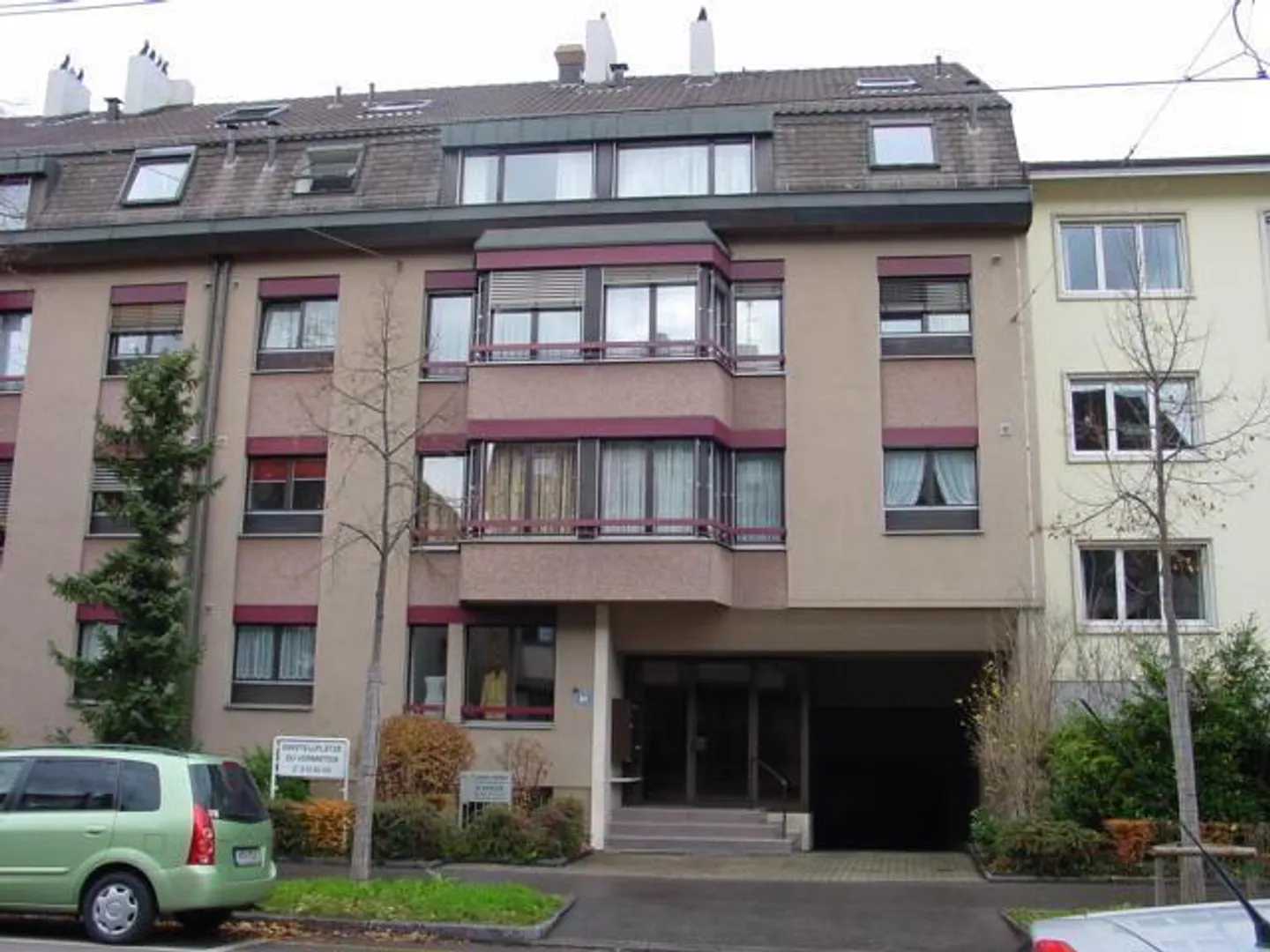 Parking space for rent on Neuweilerstrasse - Photo 1 of 2