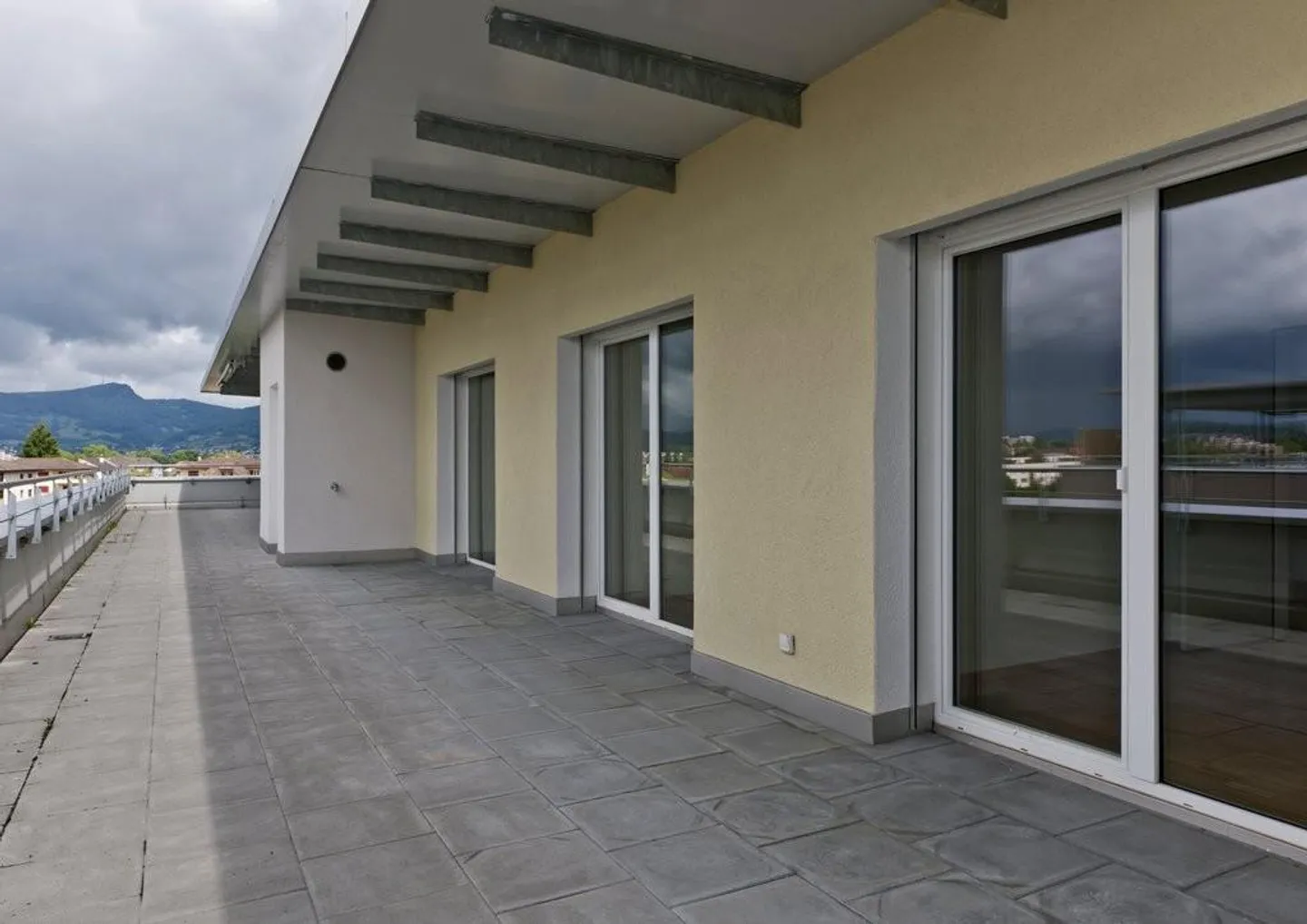 AFFITTARE SENZA DEPOSITO - Appartamento unico con vista spettacolare - Foto 8 di 9