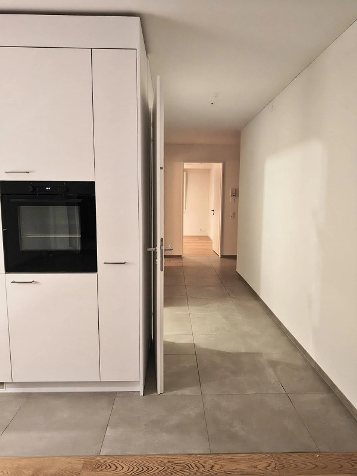 3 ½ room apartment in Unterengstringen - Photo 3 of 8