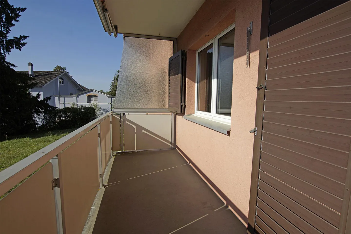 Beautiful 3-room apartment with sunny balcony and close to the city - Photo 7 of 8