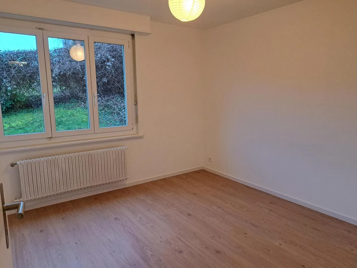 Appartement Charmant au Bord du Lac - Photo 4 sur 9