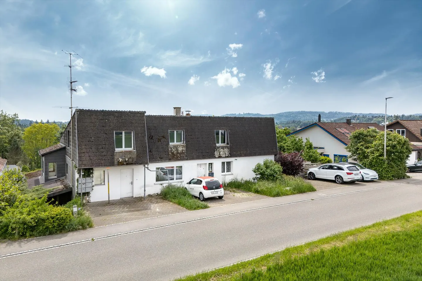 Residential Building - Photo 3 of 5