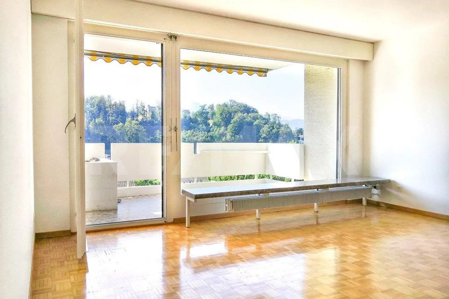 Appartamento 4½ locali con vista sul lago e sulle montagne - Foto 4 di 9